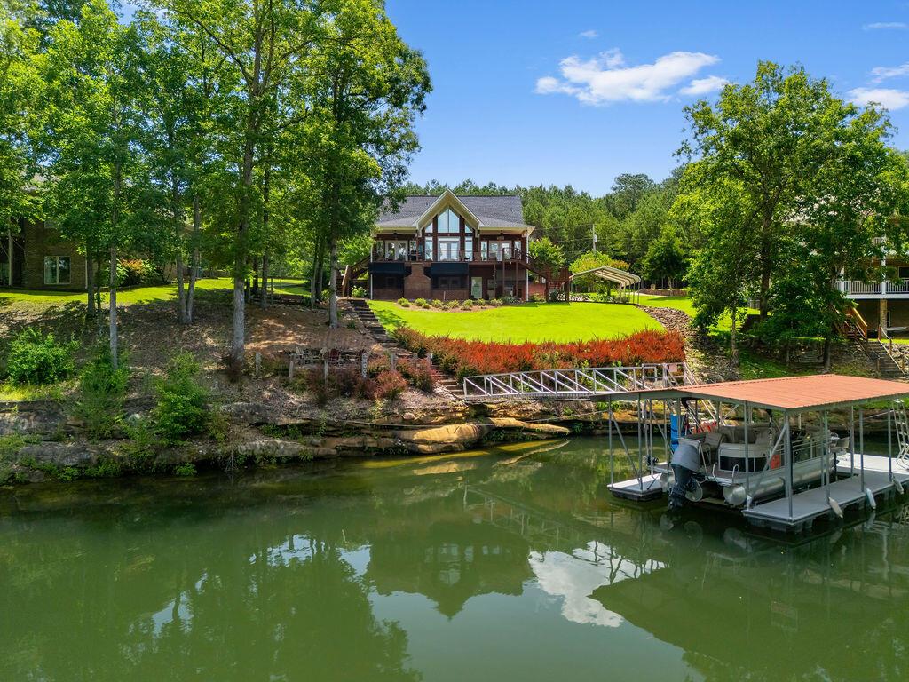 316 BOARDWALK Way