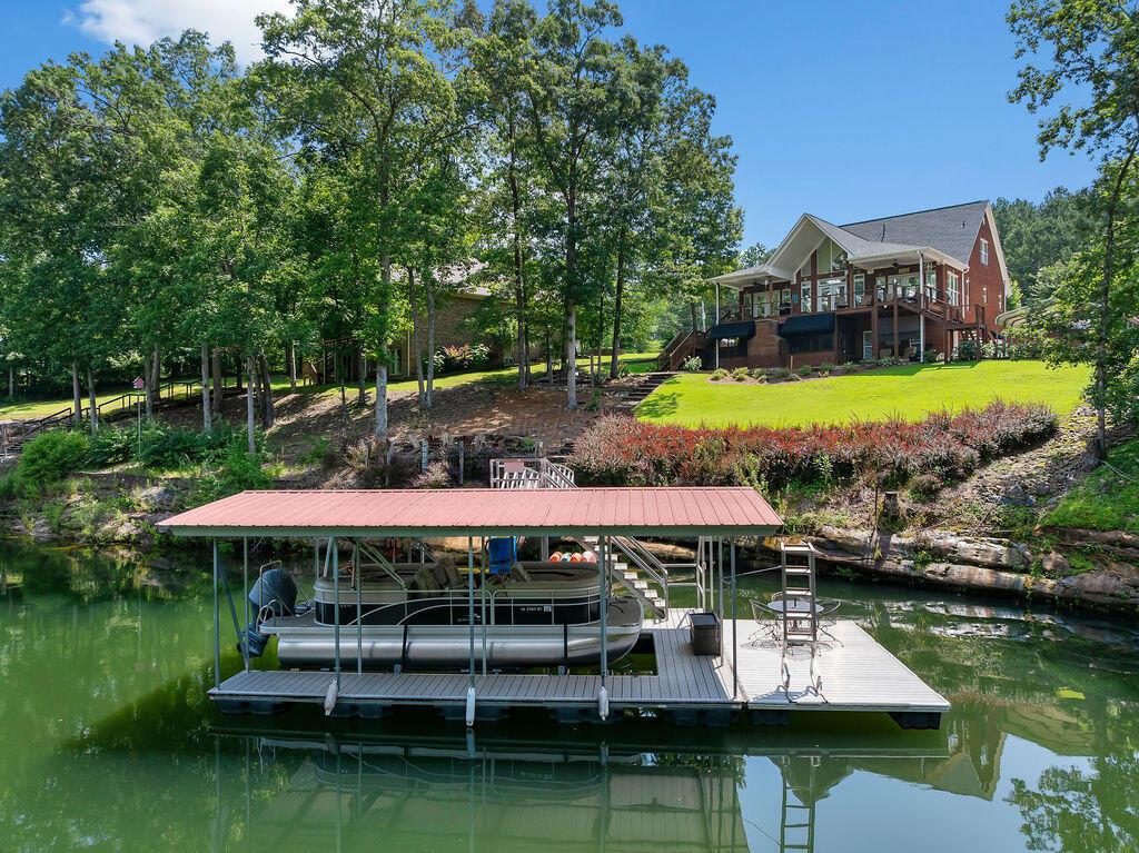 316 BOARDWALK Way