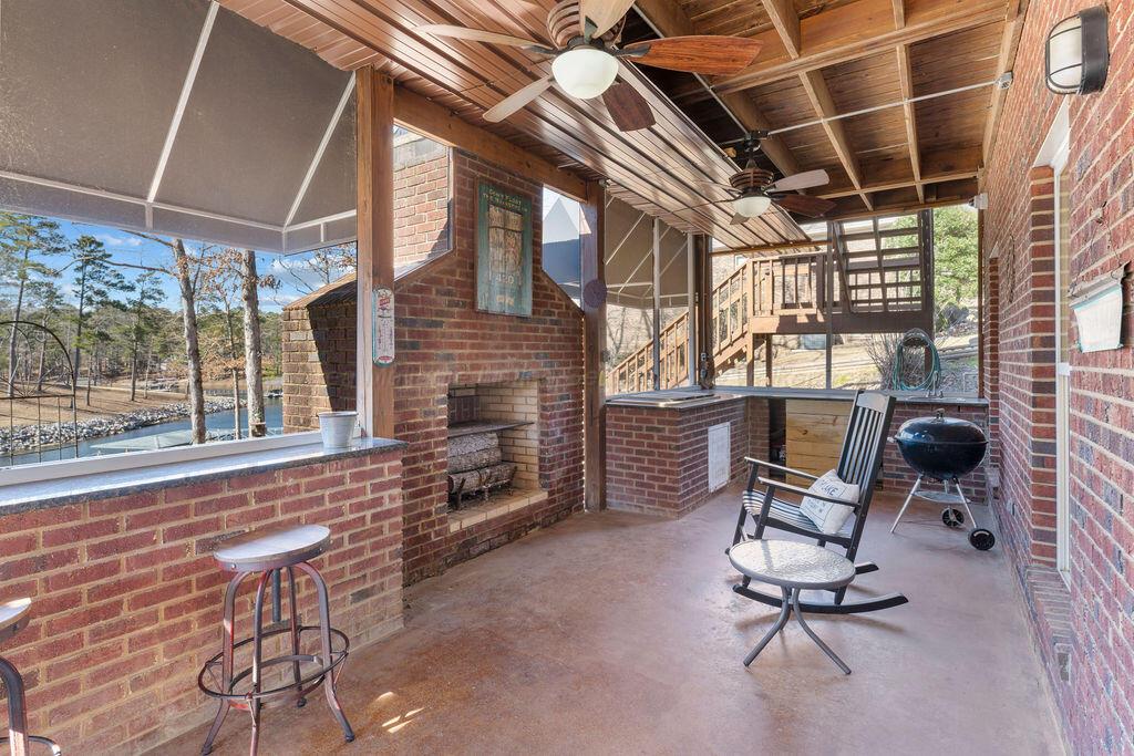 316 BOARDWALK Way
