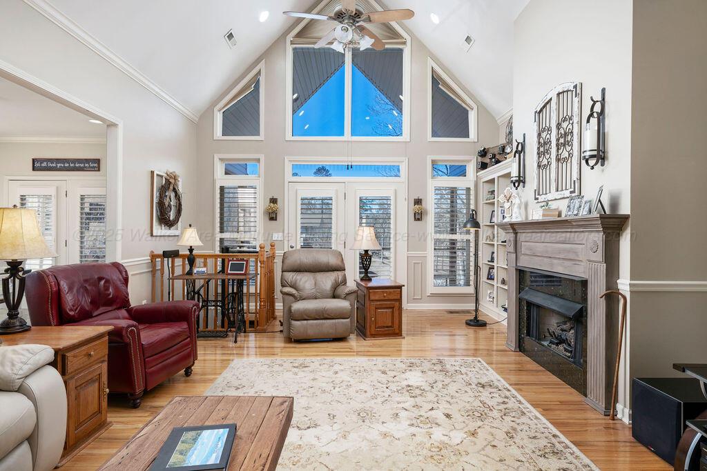 316 BOARDWALK Way