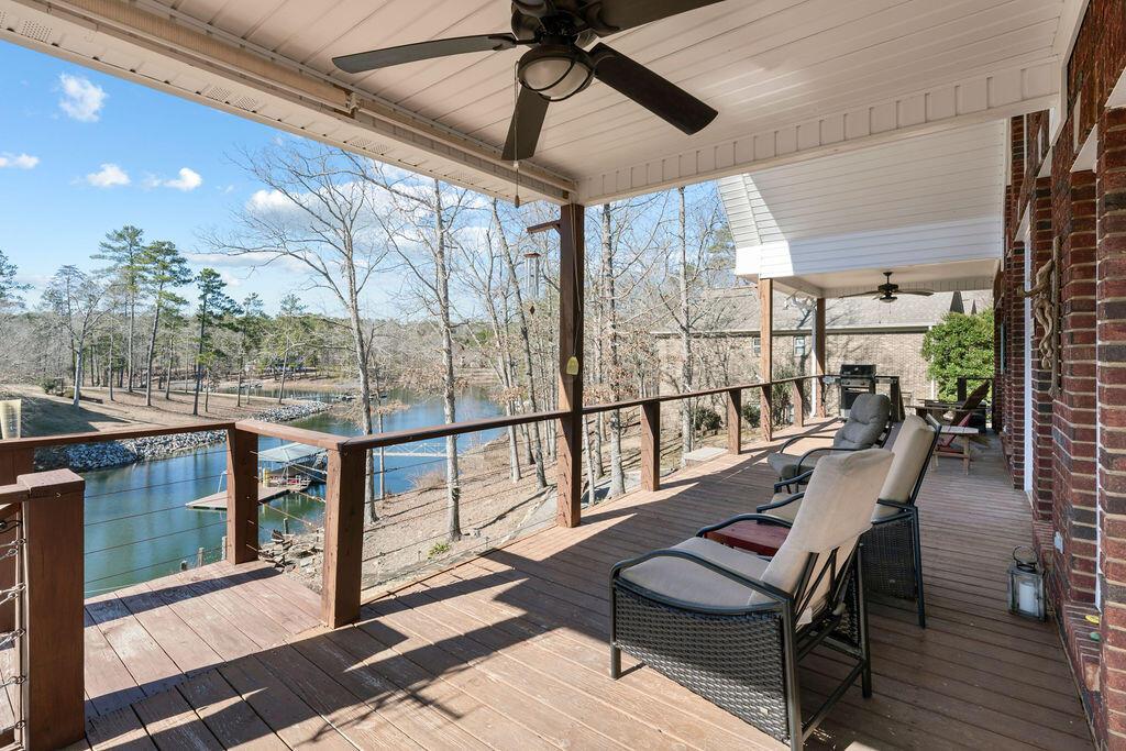 316 BOARDWALK Way