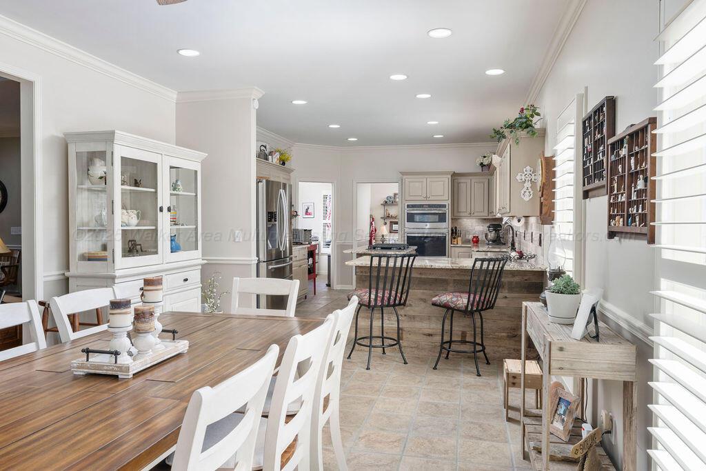 316 BOARDWALK Way