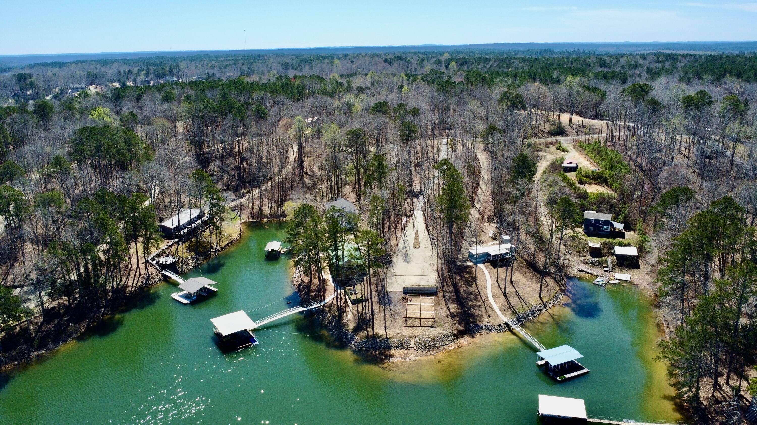 116 LAKE RIDGE Ln