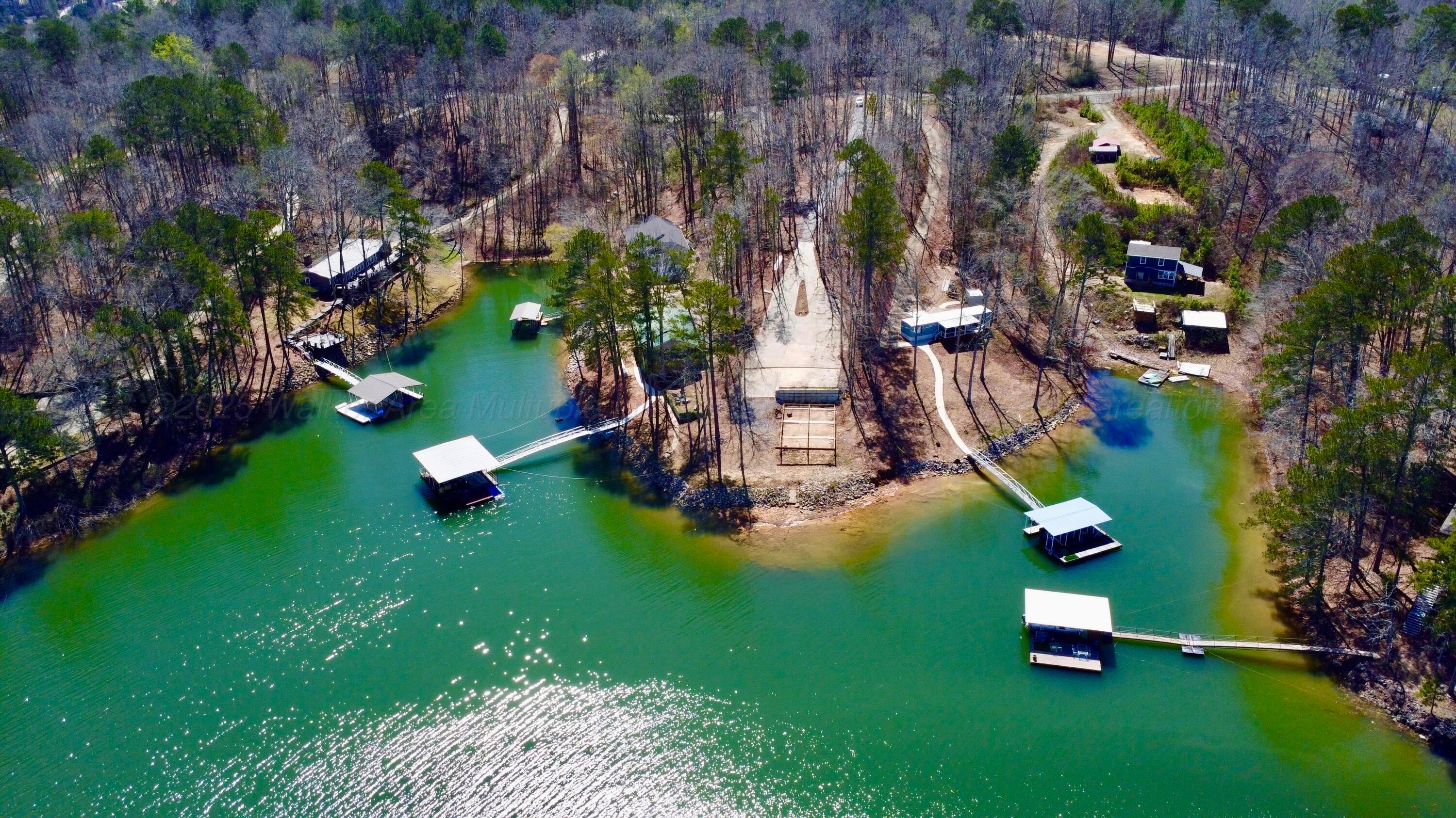 116 LAKE RIDGE Ln