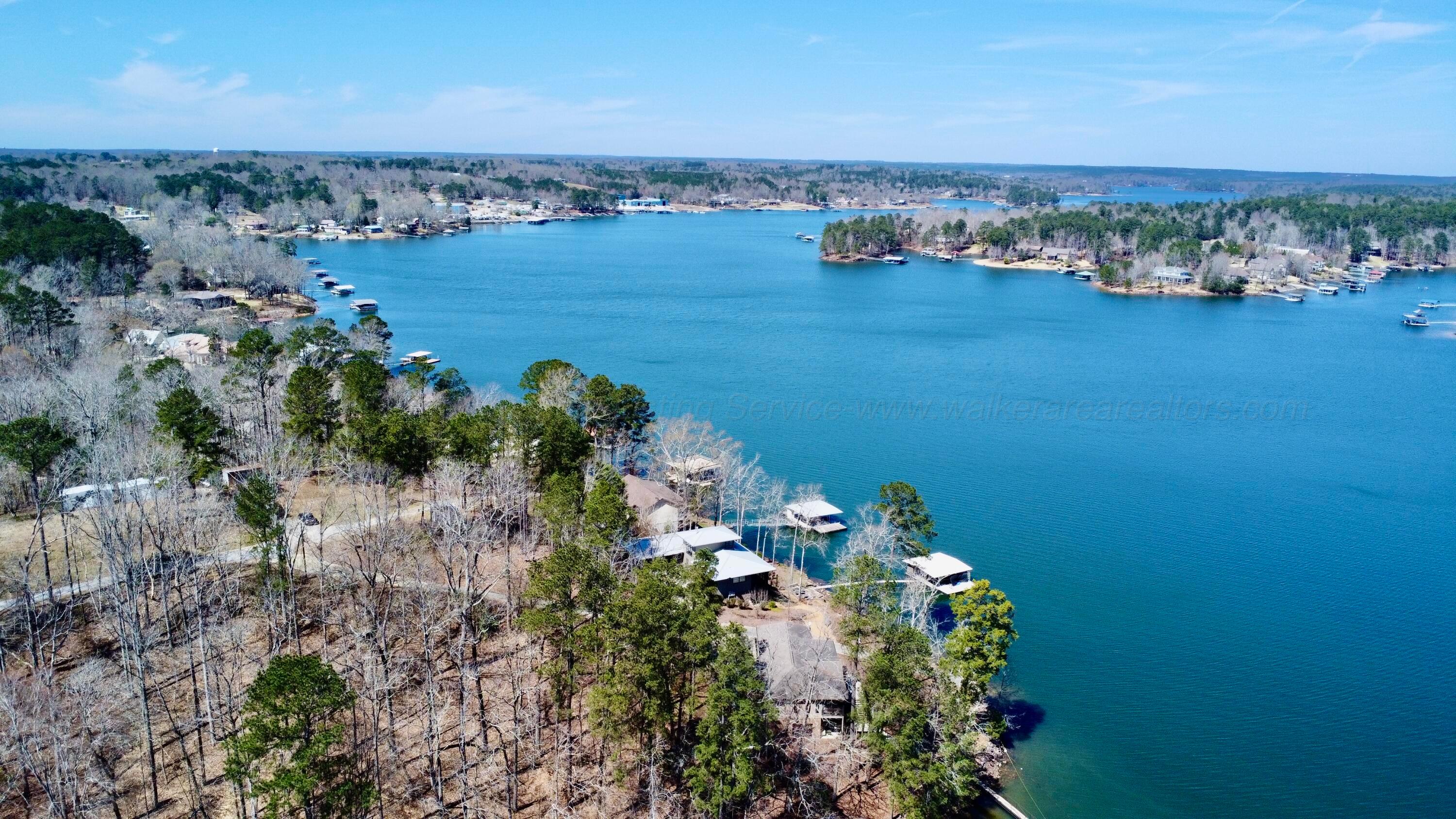 116 LAKE RIDGE Ln