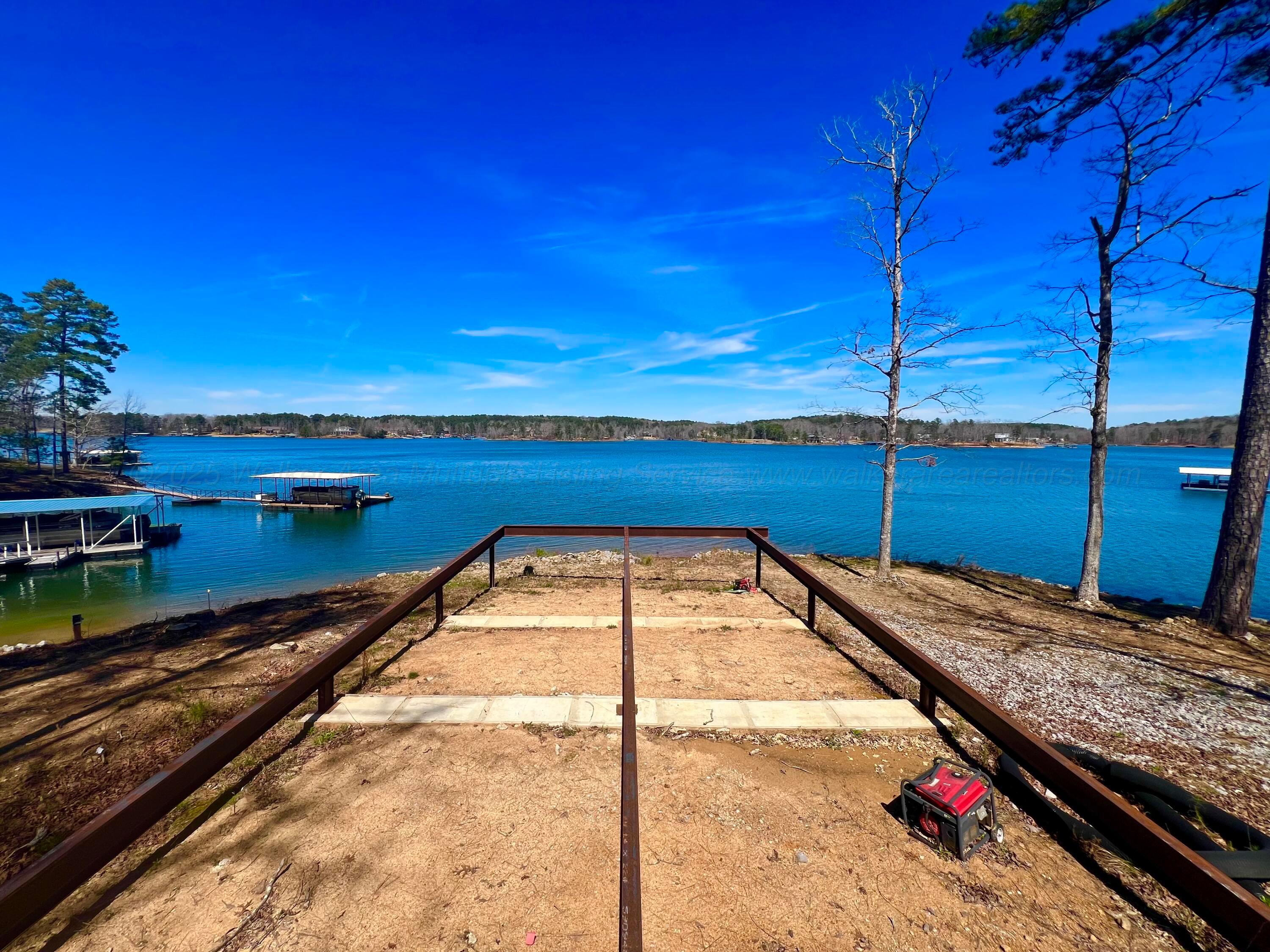 116 LAKE RIDGE Ln