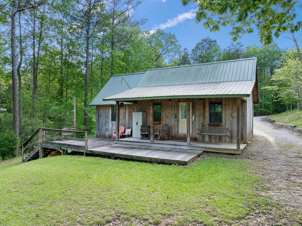 295 COUNTY RD 244