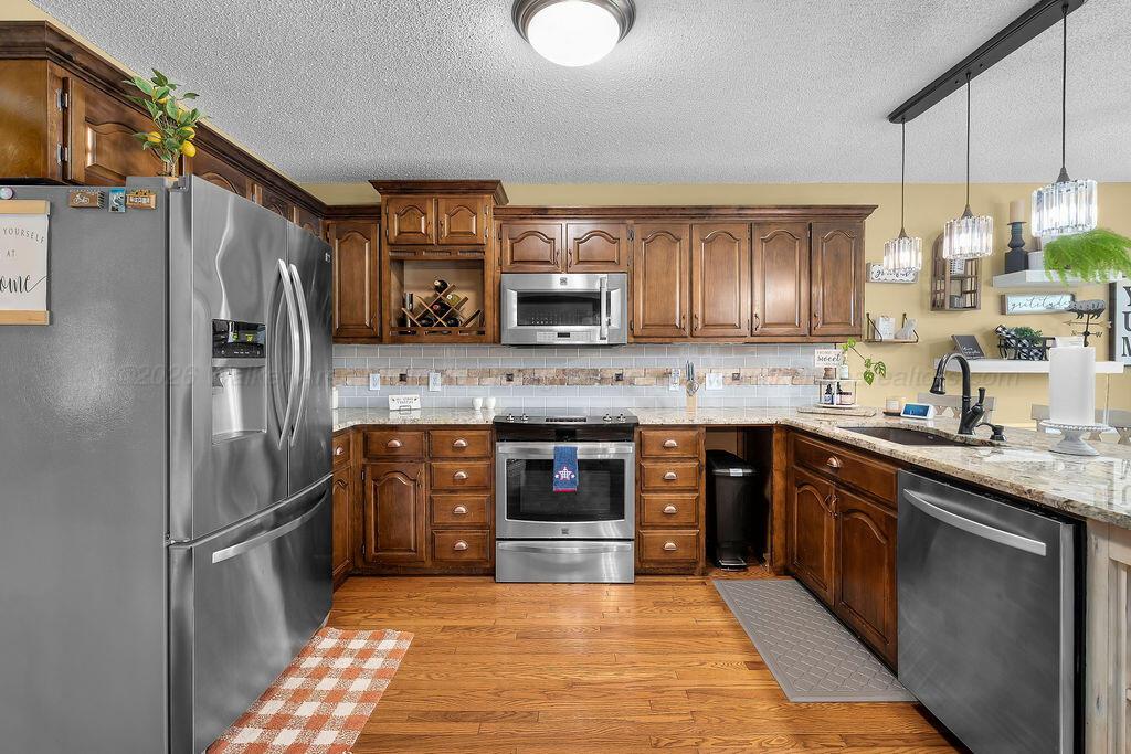 102 OTWELL Ln
