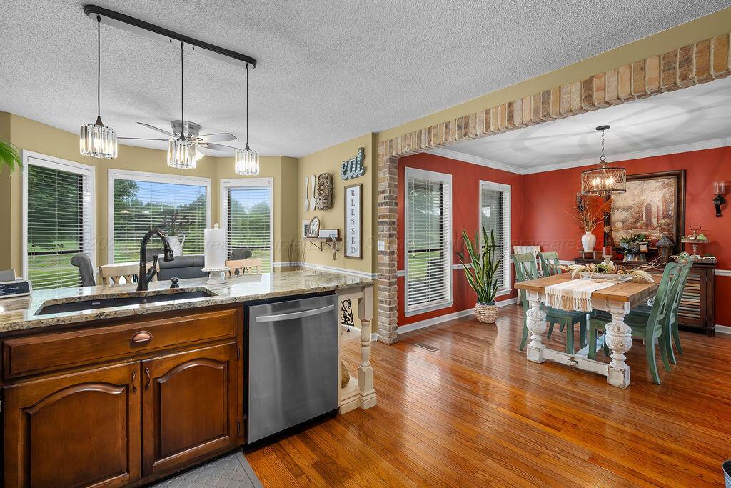 102 OTWELL Ln