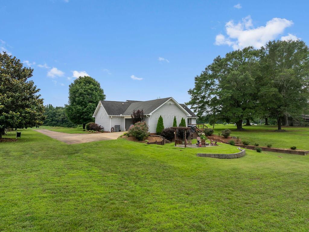 102 OTWELL Ln