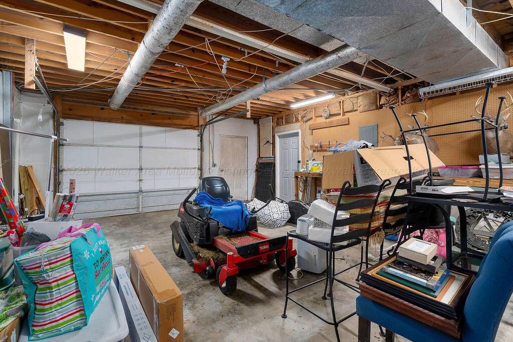 102 OTWELL Ln