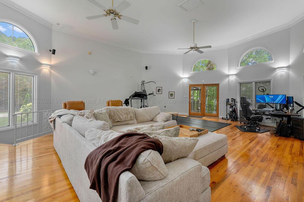 495 LOTAWATA Dr