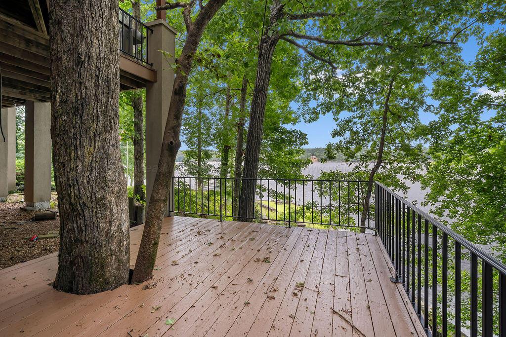 495 LOTAWATA Dr