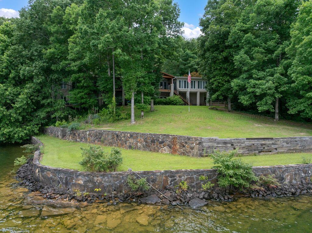 495 LOTAWATA Dr