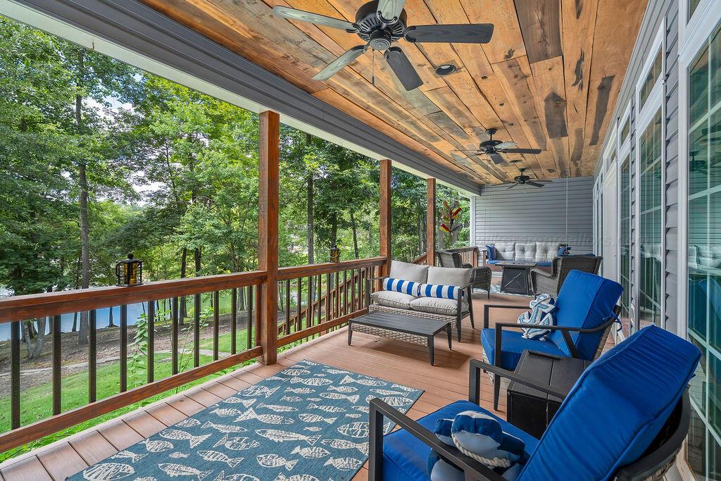 969 RACCOON CREEK Rd