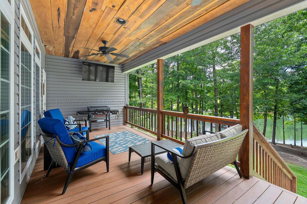 969 RACCOON CREEK Rd