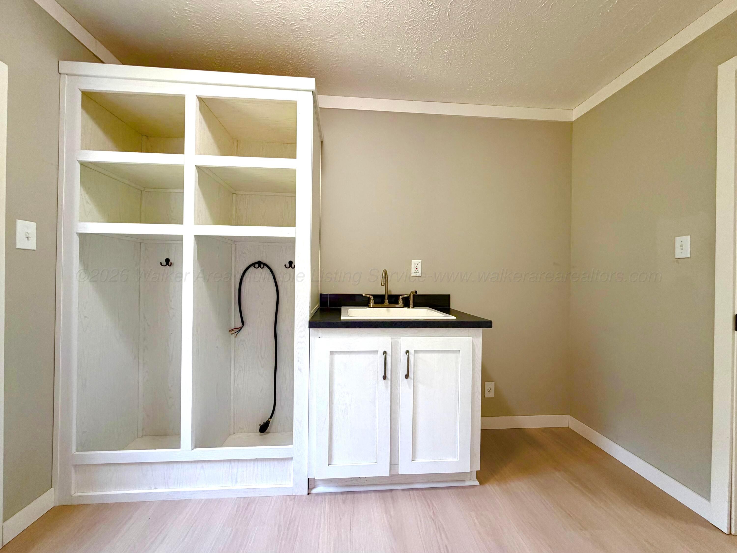 1250 LAMON CHAPEL Loop