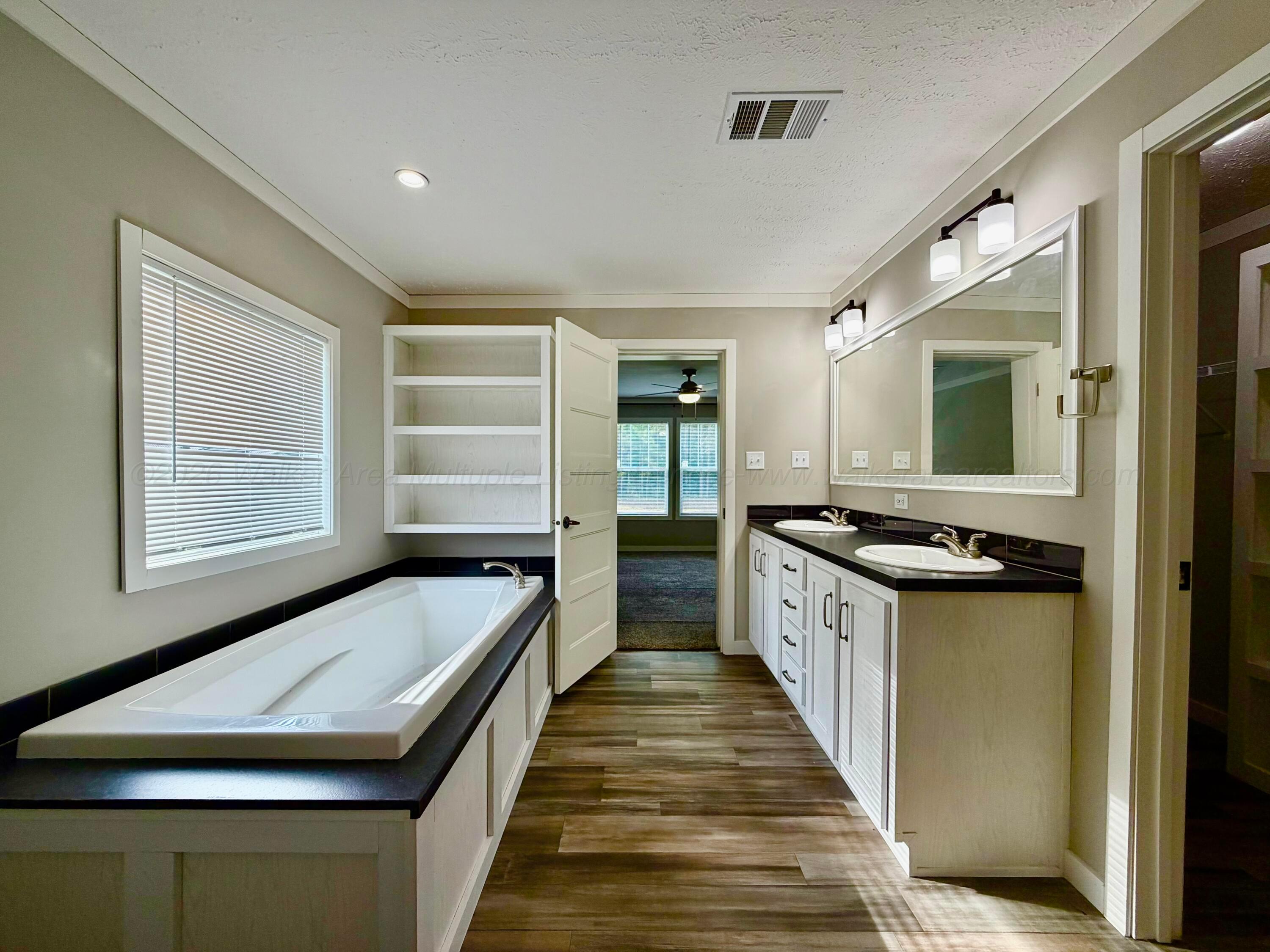 1250 LAMON CHAPEL Loop