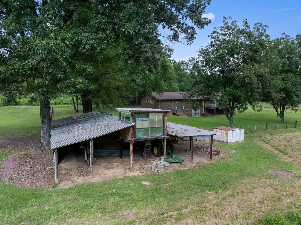 2062 YELLOW JACKET Rd