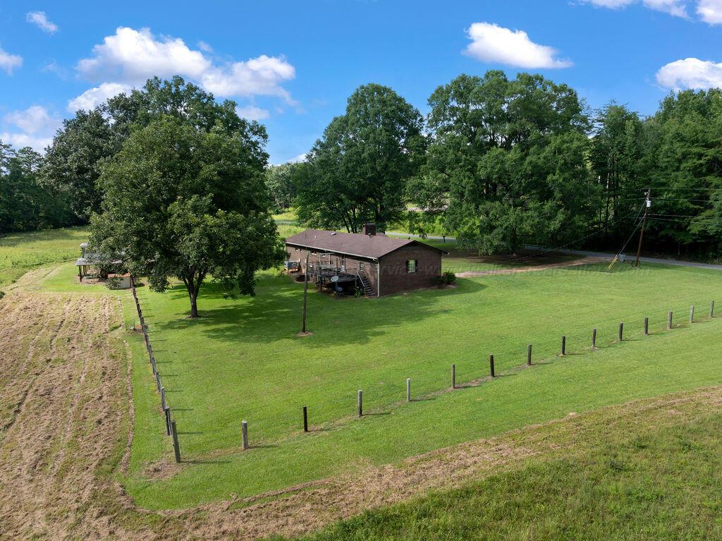 2062 YELLOW JACKET Rd