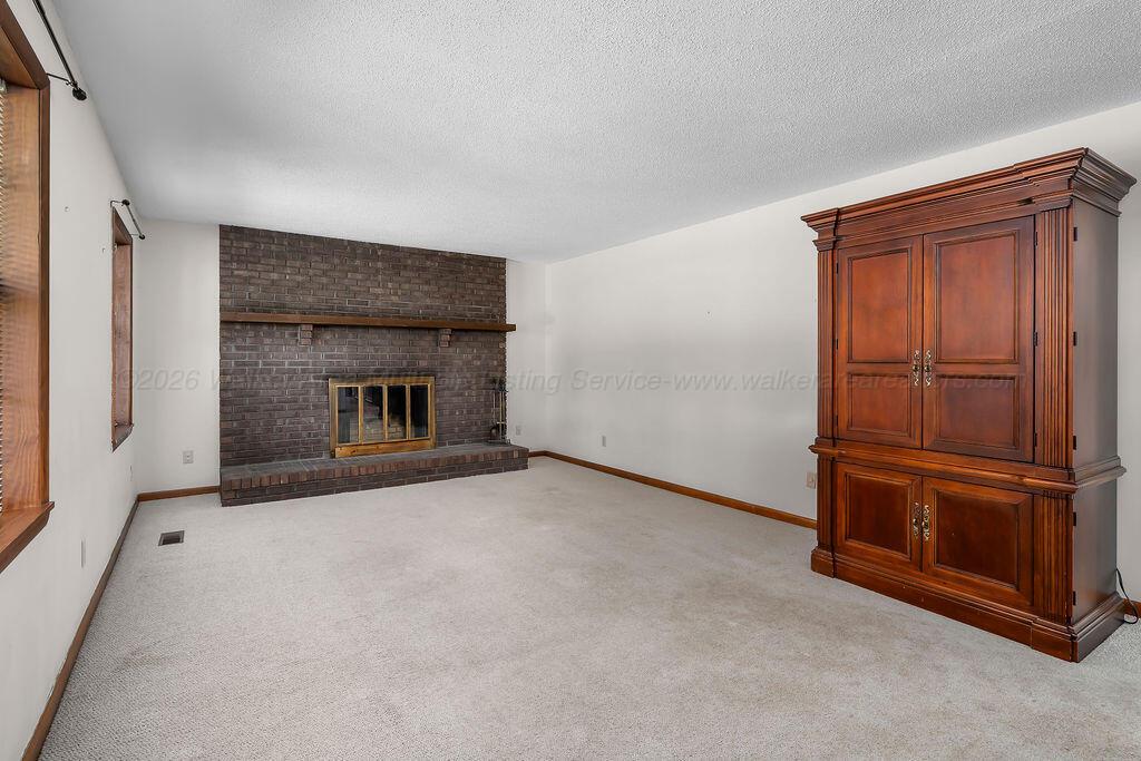 2062 YELLOW JACKET Rd