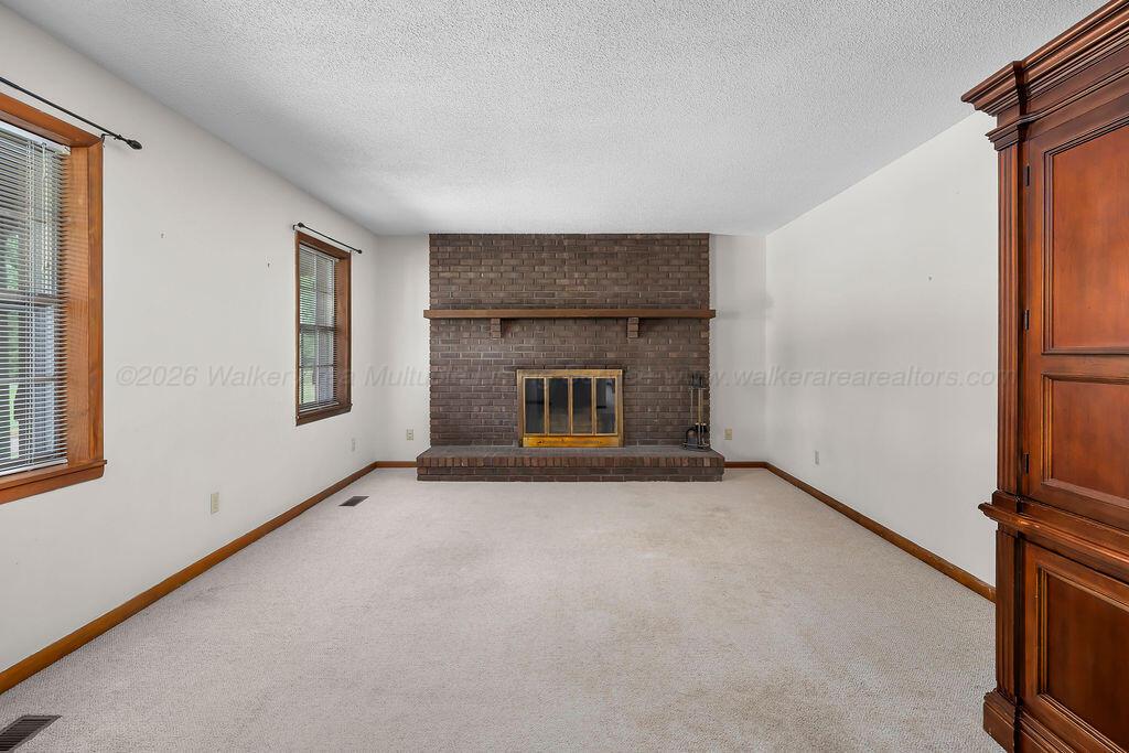 2062 YELLOW JACKET Rd