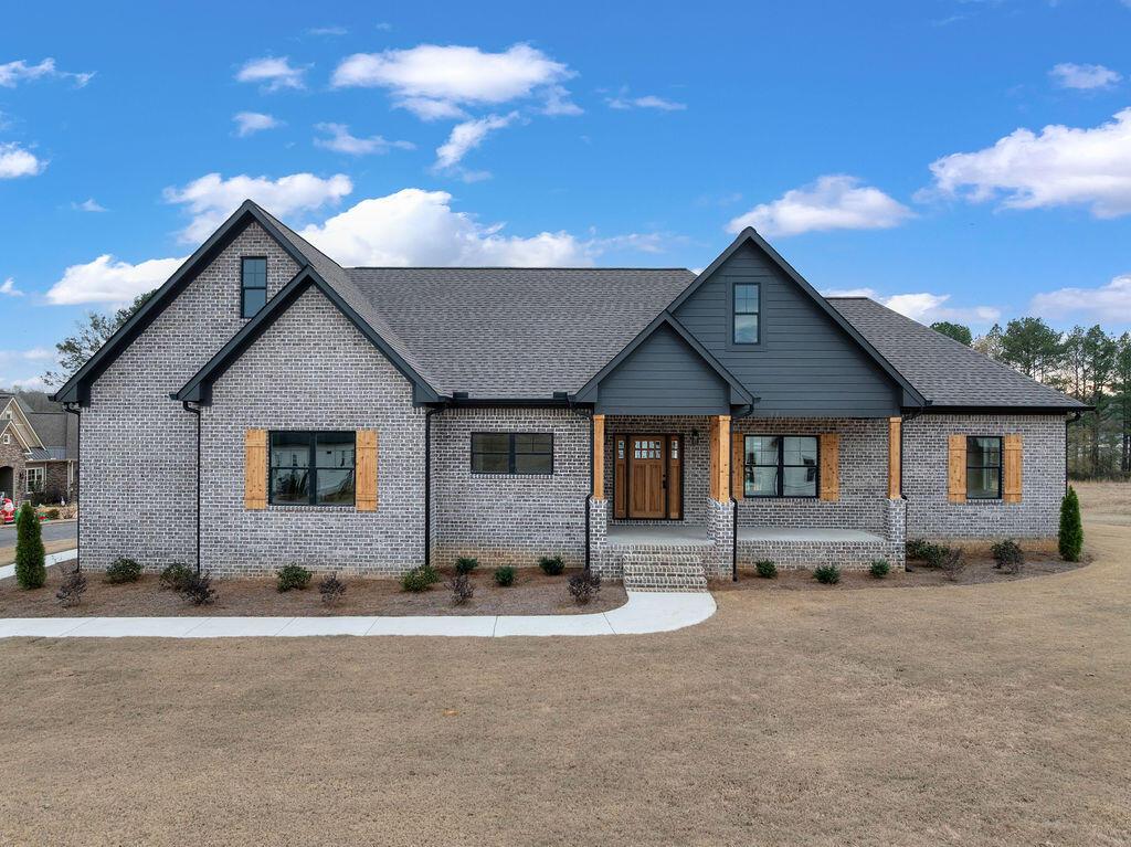 48 LAKESIDE Dr