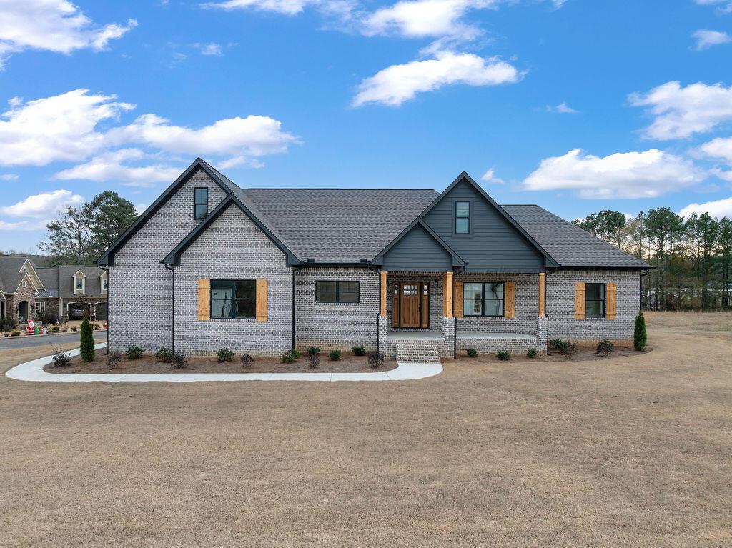 48 LAKESIDE Dr