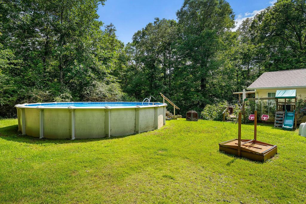 3762 COUNTRY CLB Rd
