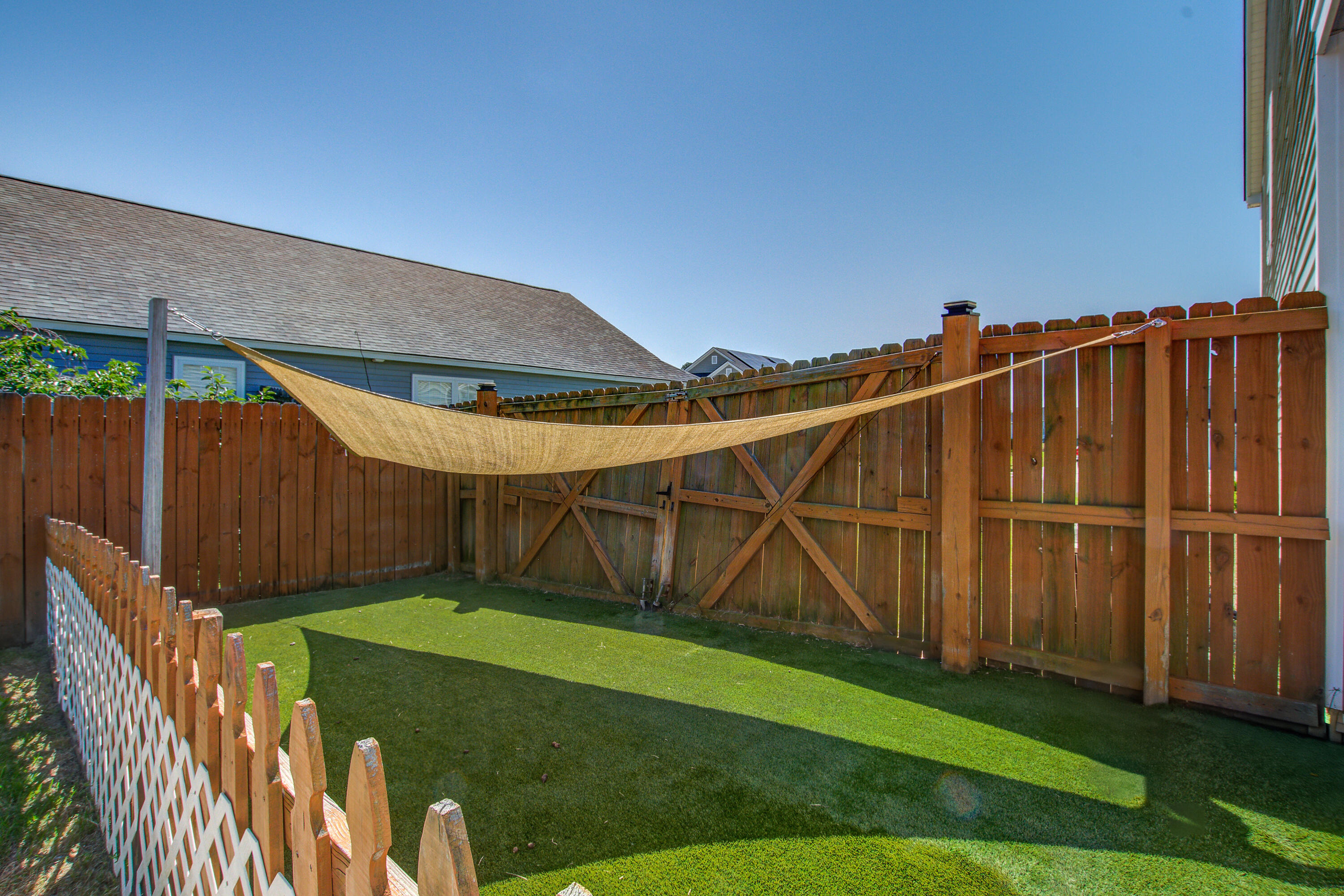 1097 Briar Rose Lane