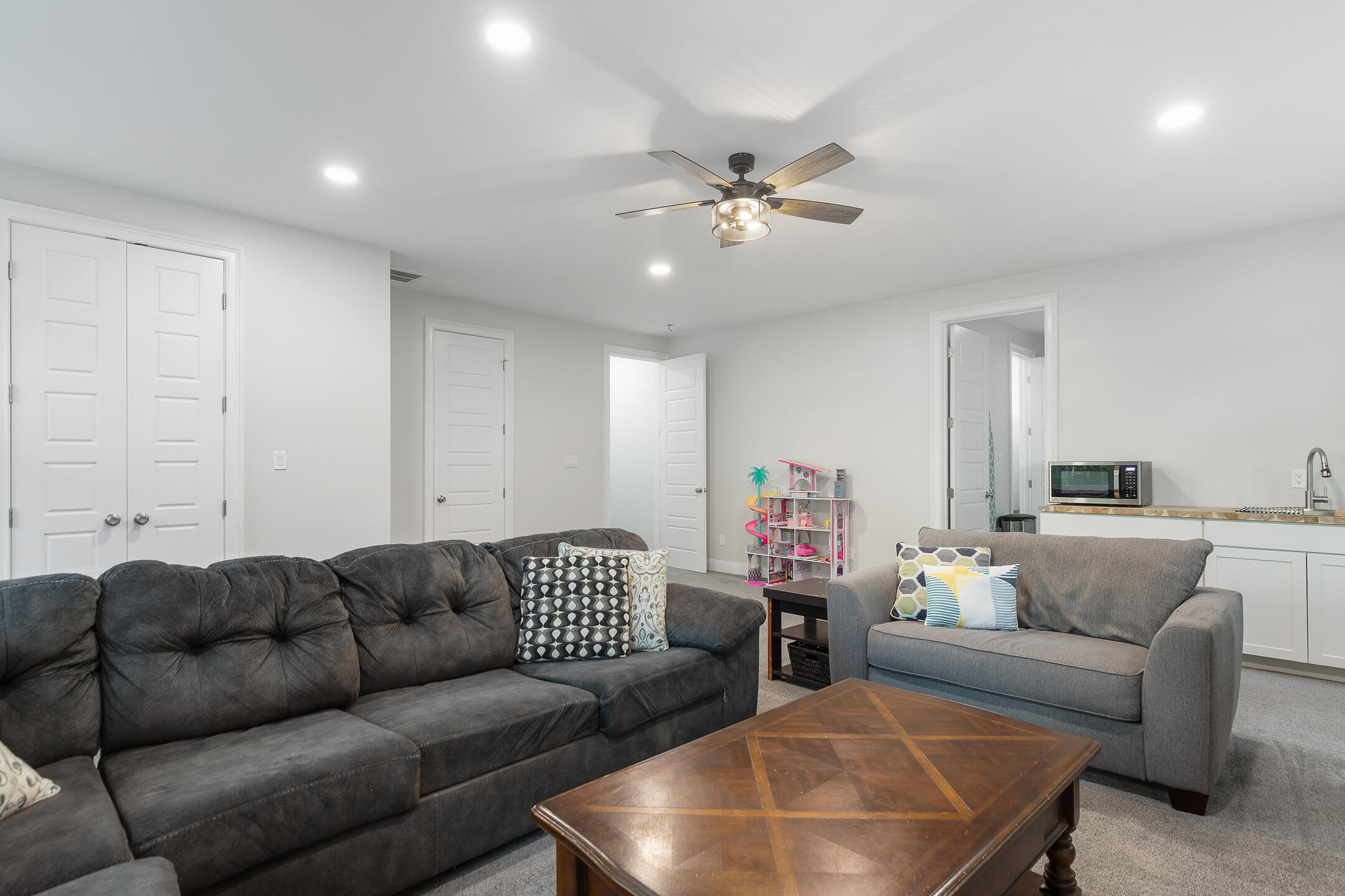 1130 Plantation Overlook Drive