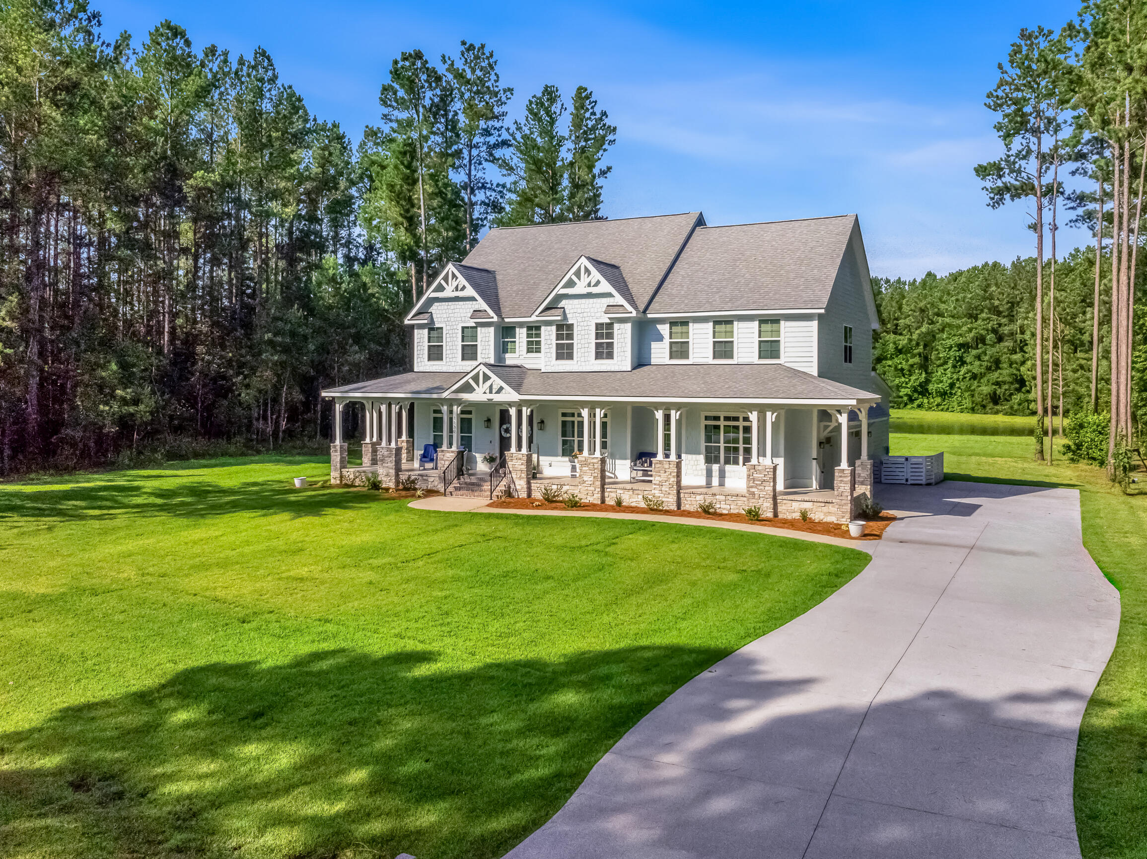 1130 Plantation Overlook Drive