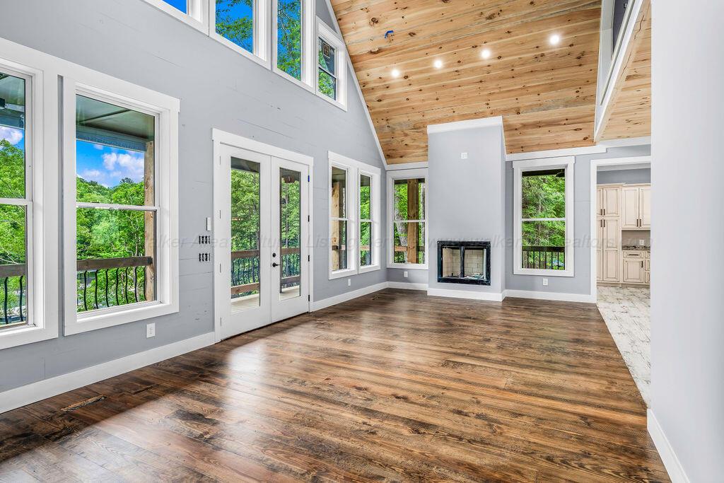 313 LEGENDARY PARKWAY