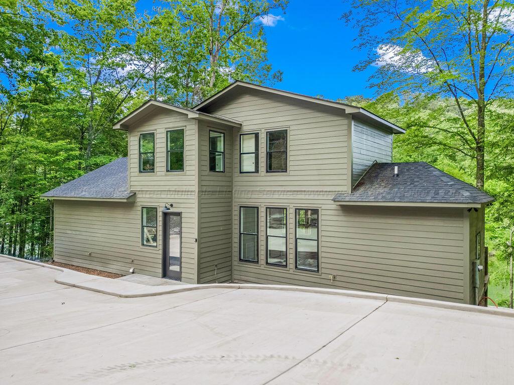 313 LEGENDARY PARKWAY