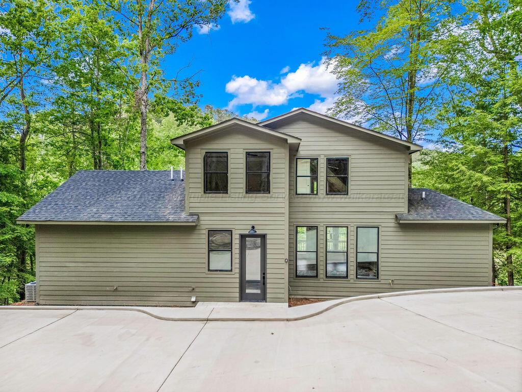 313 LEGENDARY PARKWAY