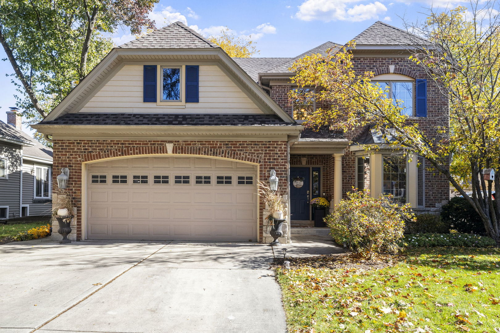 611 S Fairfield Avenue