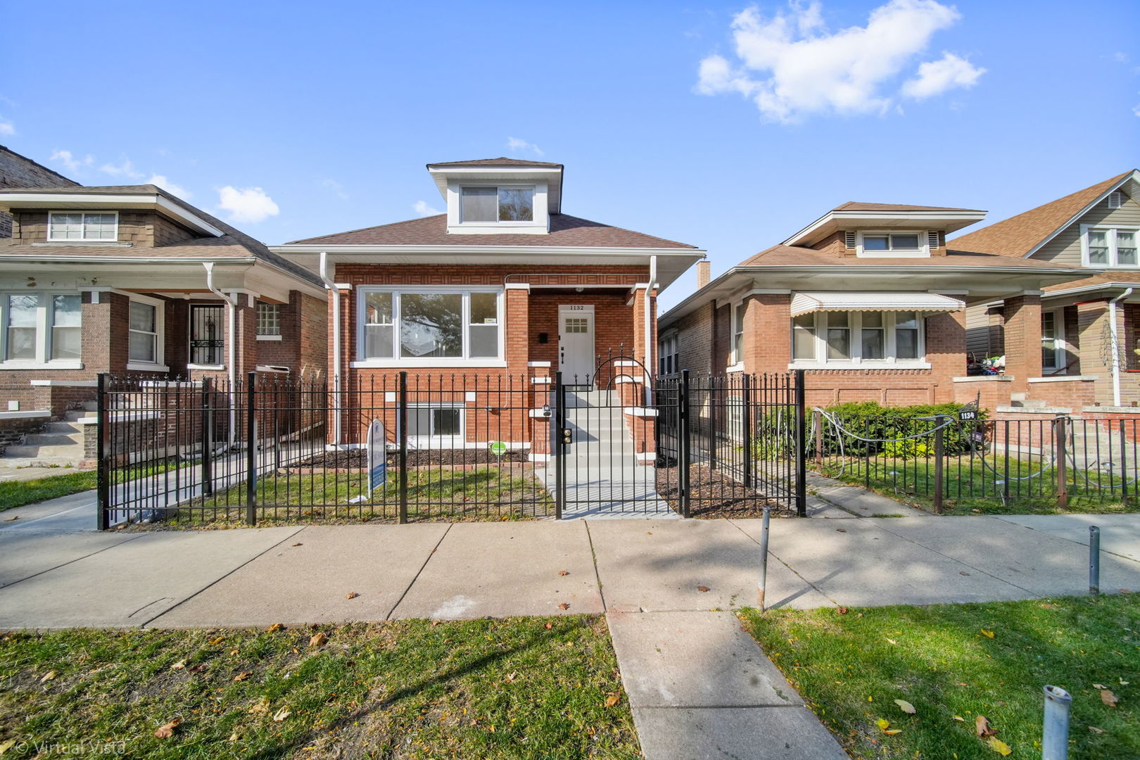 1132 N Leamington Avenue