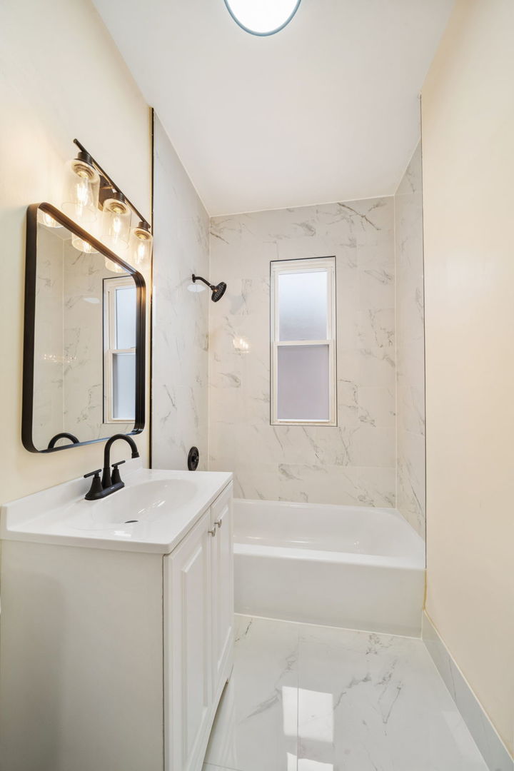 12000 S Perry Avenue