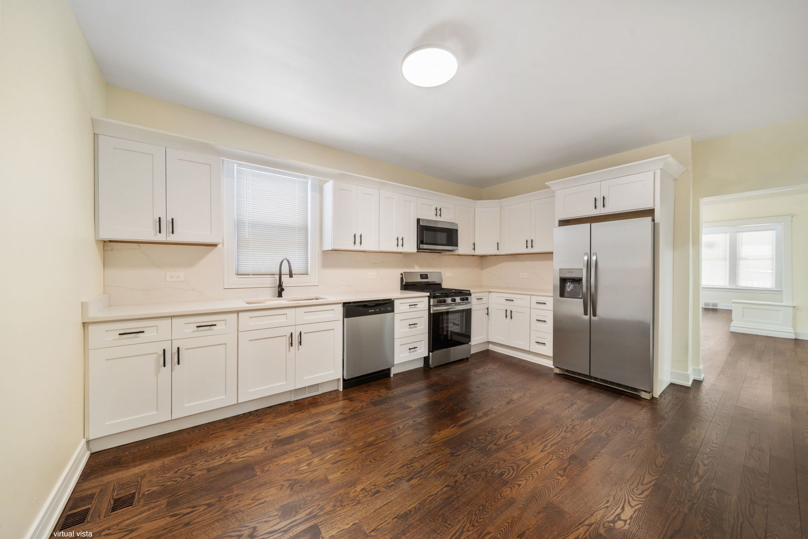 12000 S Perry Avenue