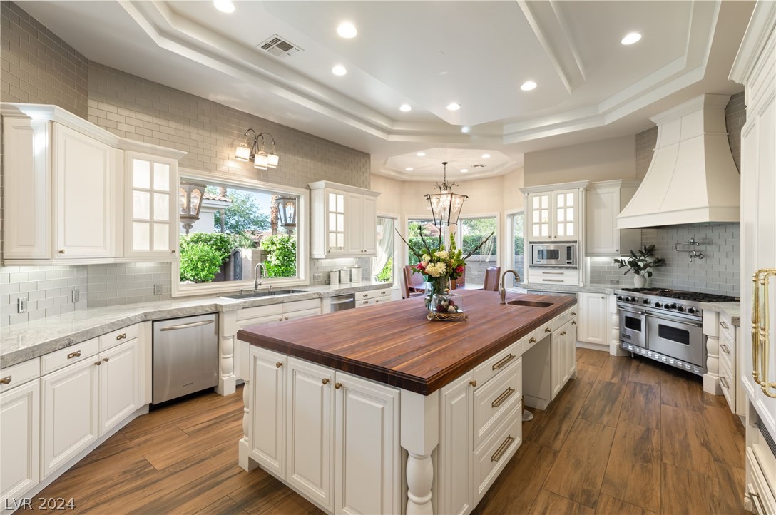 5170 Rustic Ridge Drive