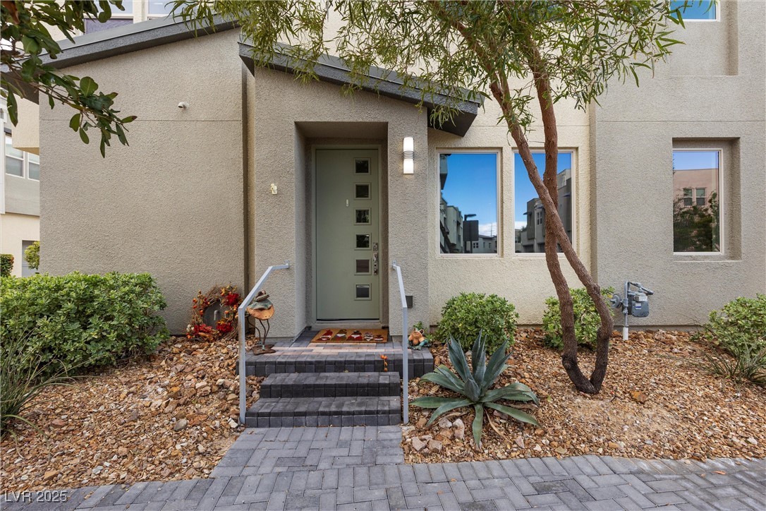 11283 Gravitation Drive