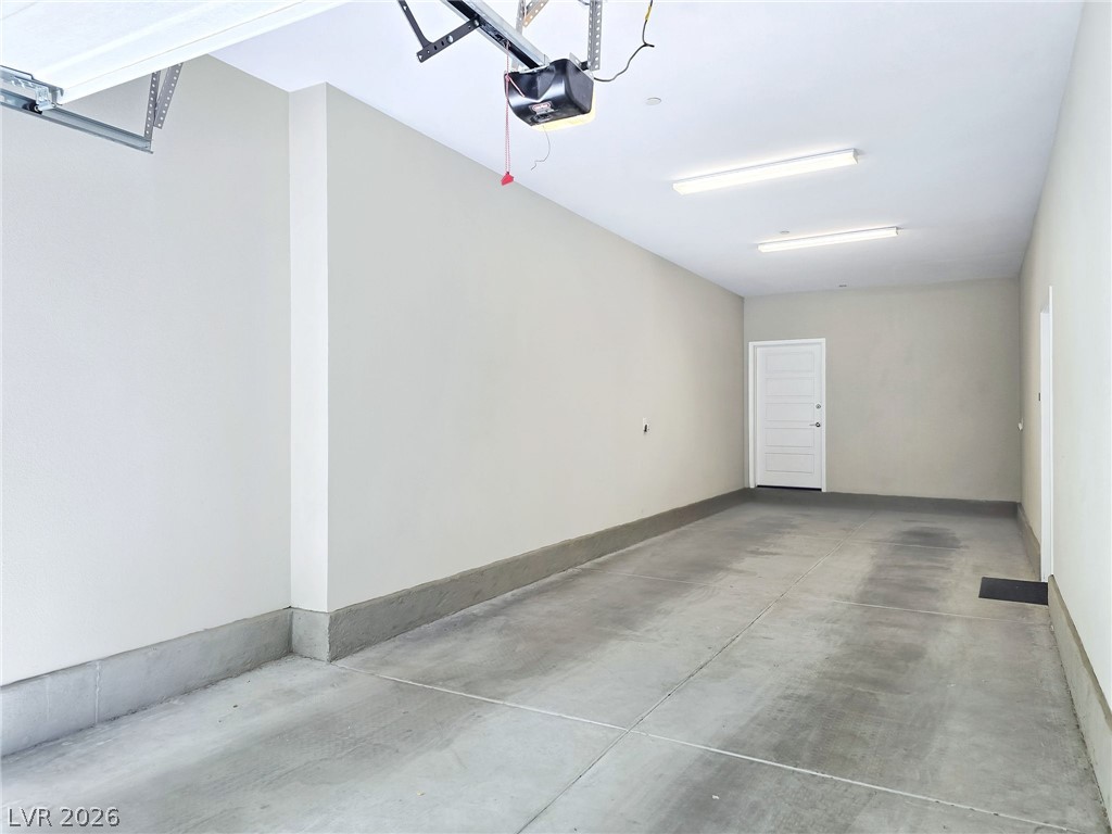 11256 Rainbow Peak Avenue 202