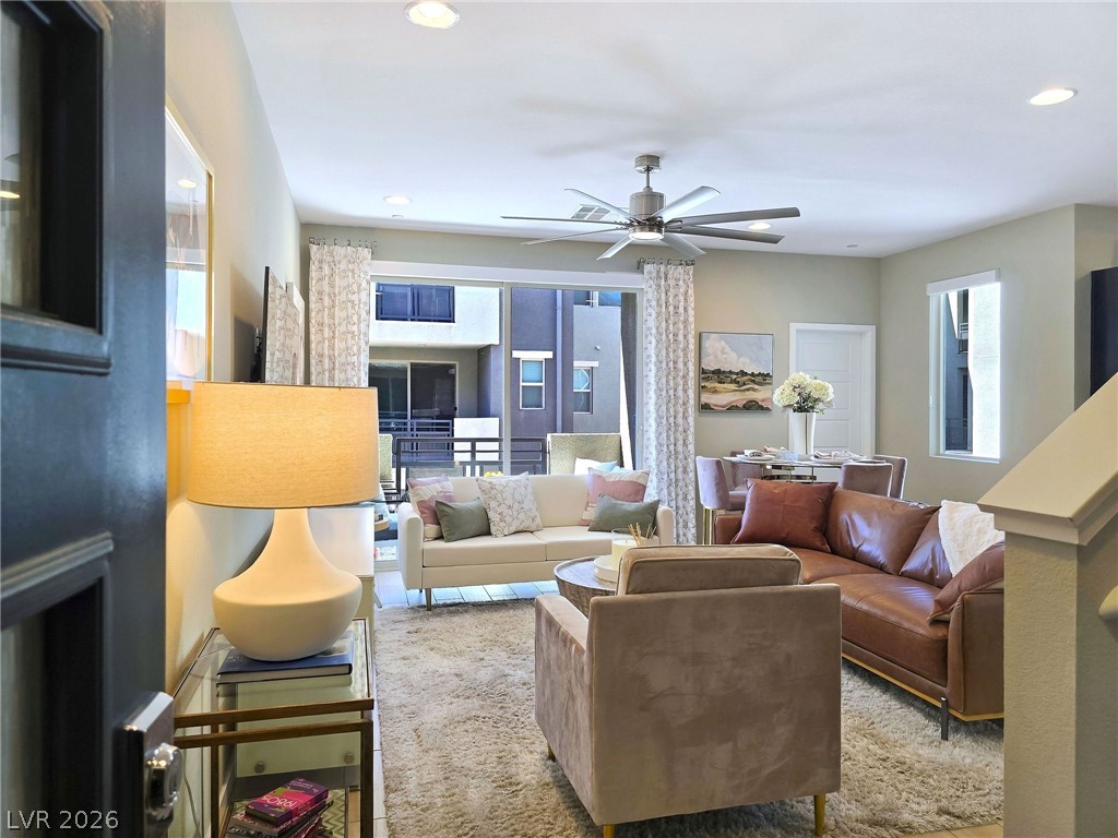 11256 Rainbow Peak Avenue 202