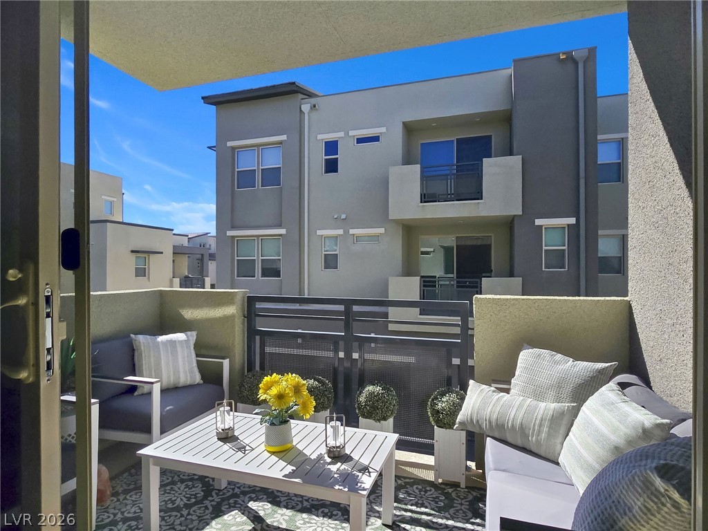 11256 Rainbow Peak Avenue 202