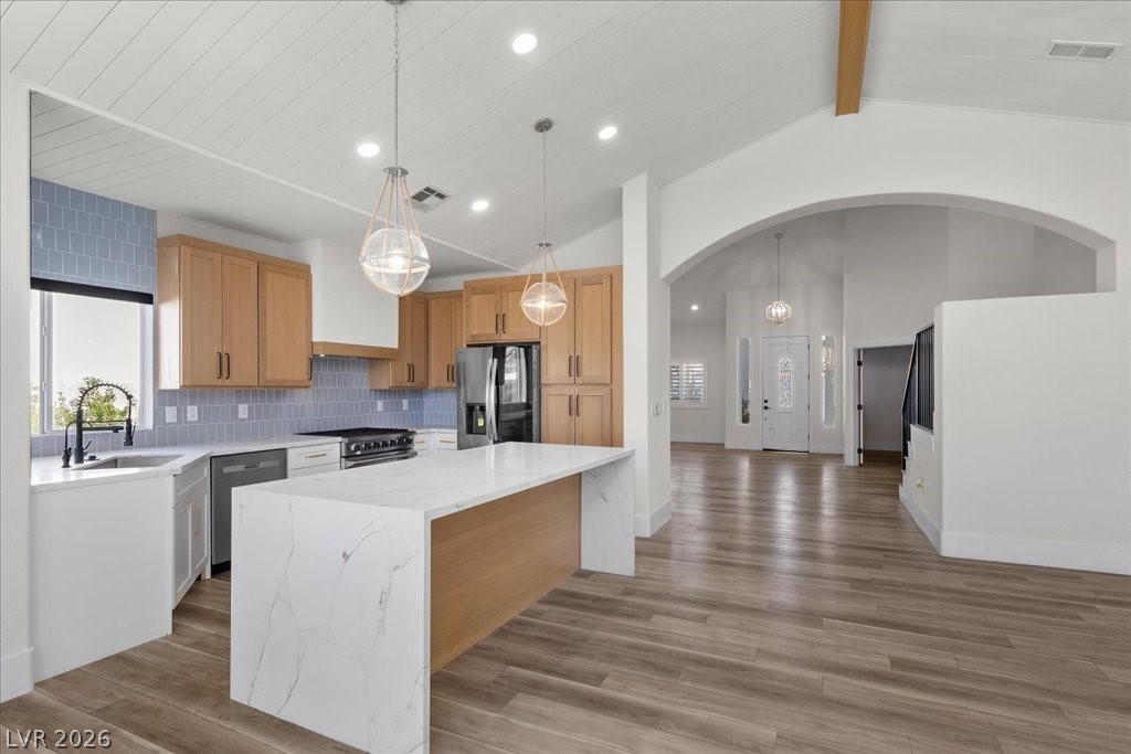 8120 Pacific Cove Drive