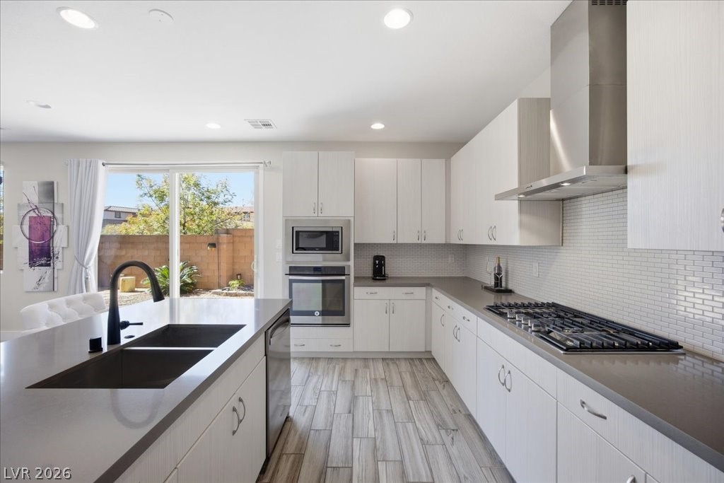 11273 Gravitation Drive