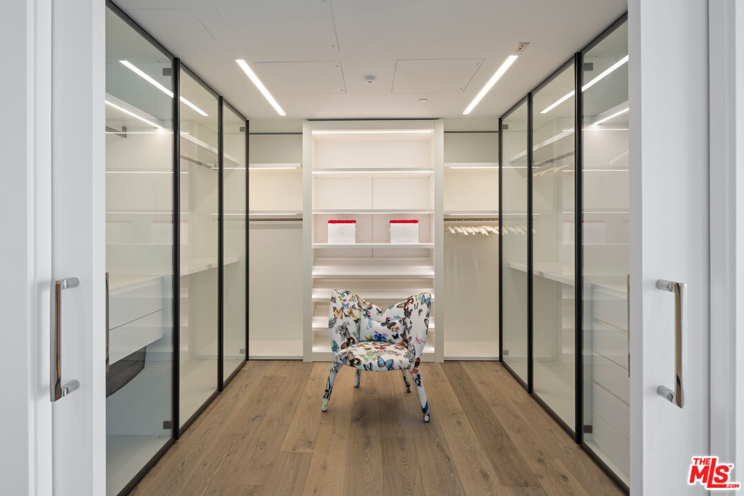 9000 W 3rd St Unit: 1101