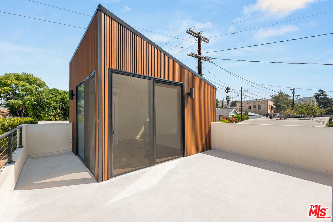 4912 Monte Vista St