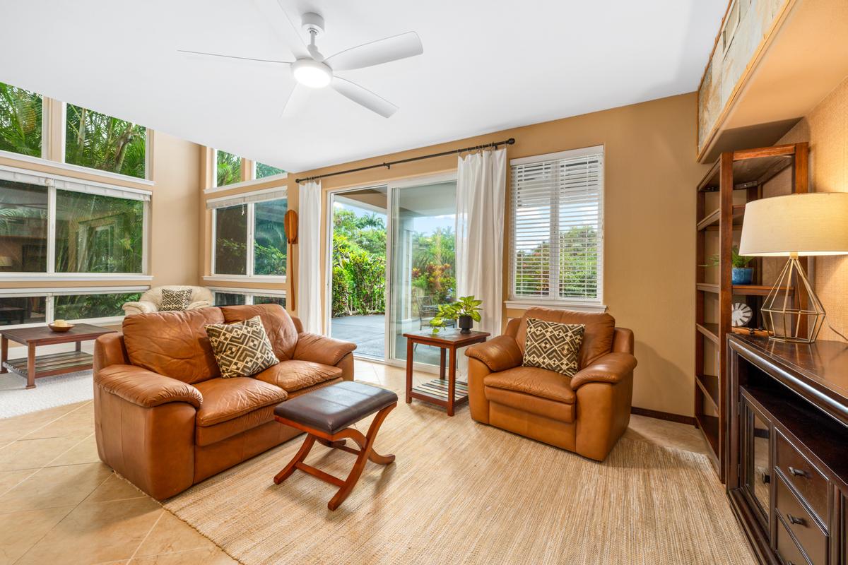 75-6060 KUAKINI HWY F4