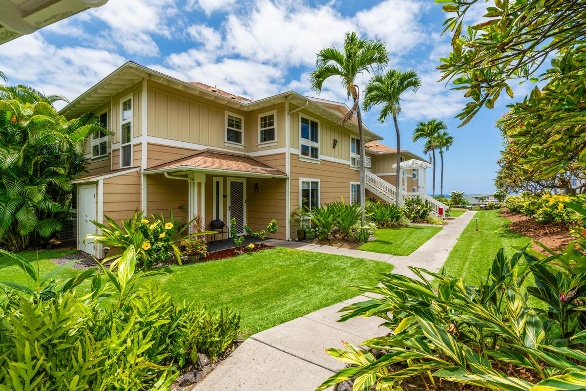 75-6060 KUAKINI HWY F4